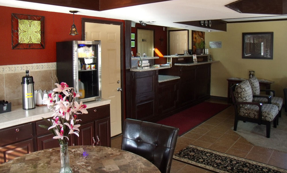 Country Inn Sterling Екстериор снимка