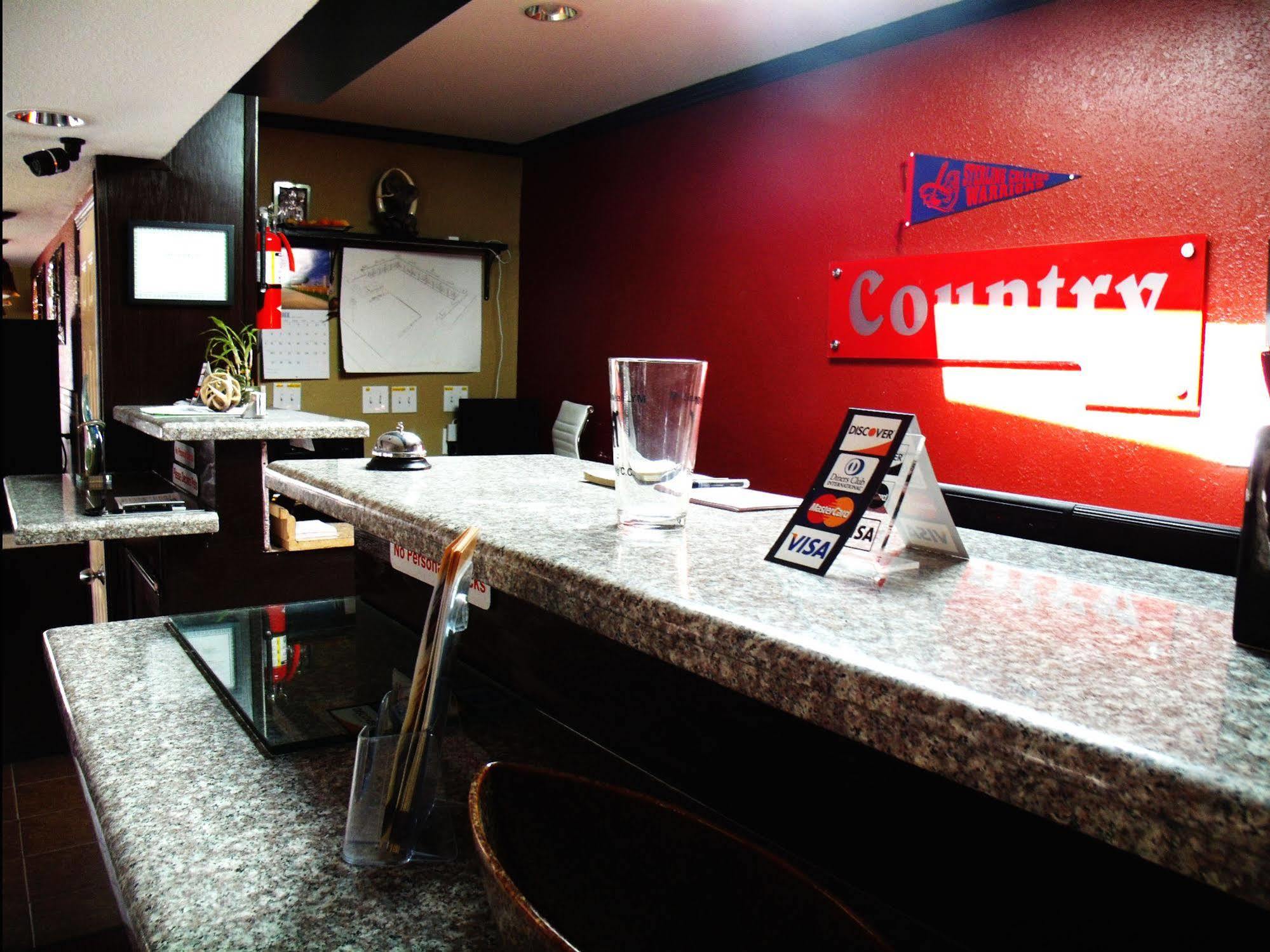 Country Inn Sterling Екстериор снимка